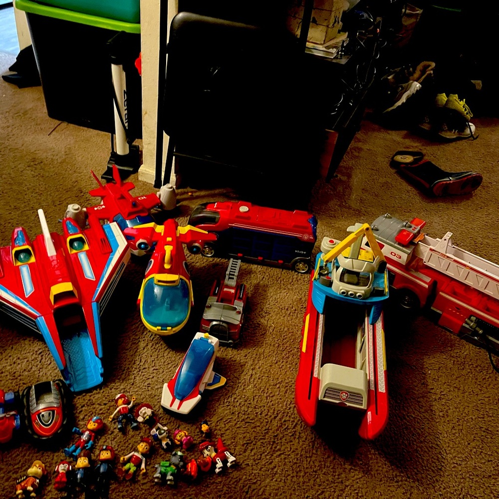 Paw patrol toys